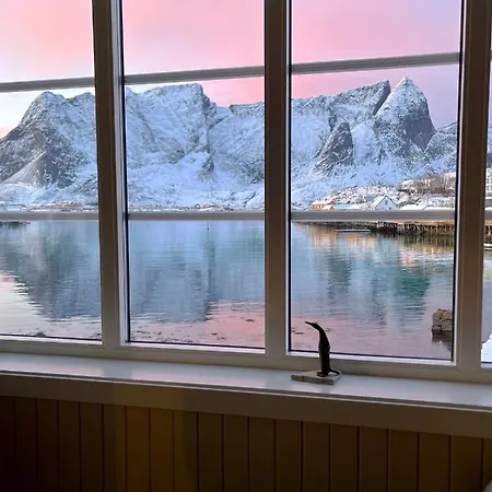 Little White House * Reine