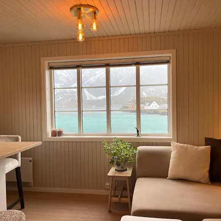 Little White House Holiday home Reine