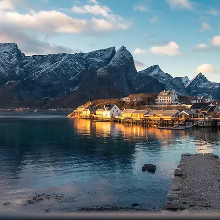 Little White House Holiday home Reine