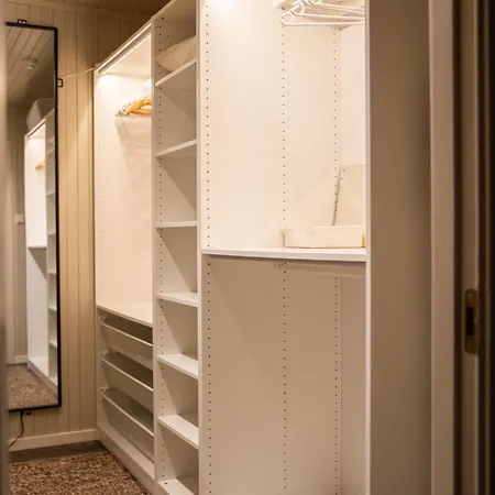 Holiday home Little White House