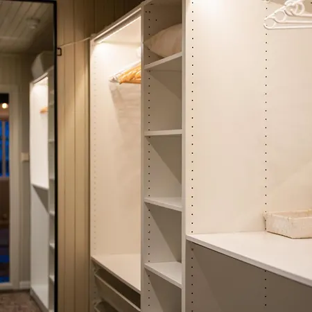 Little White House * Reine