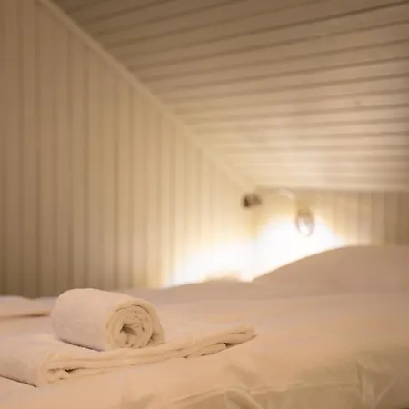 Holiday home Little White House Reine