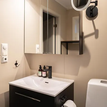 בית נופש Little White House *