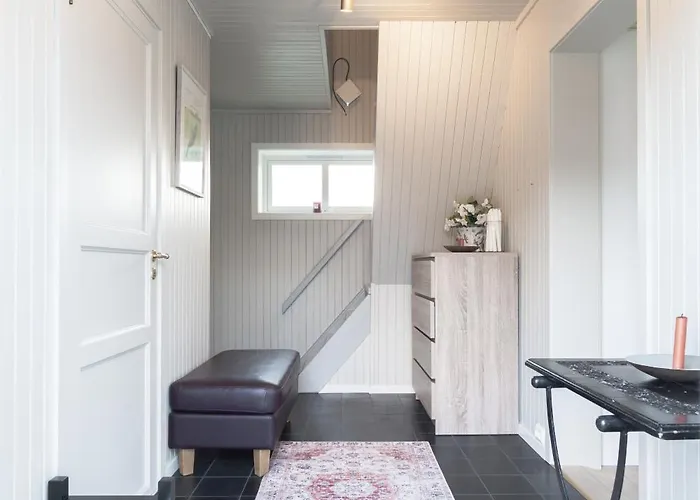 White House - Panoramic View Ferienhaus *